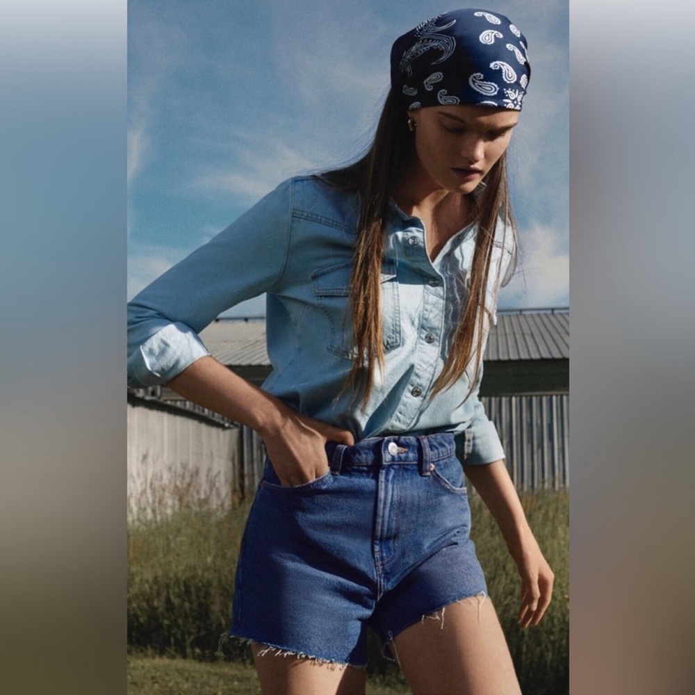 Zara highwaisted shorts